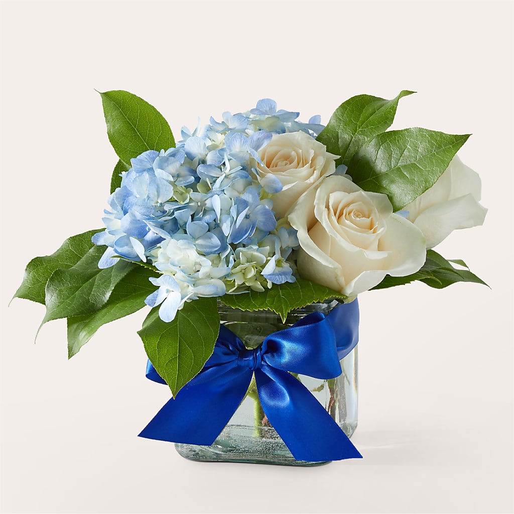 Sky Blue Delight Bouquet – LARRY'S FLORIST, Cliffside Park NJ