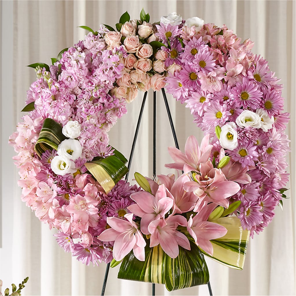Gift of Warmth Wreath – LARRY'S FLORIST, Cliffside Park NJ