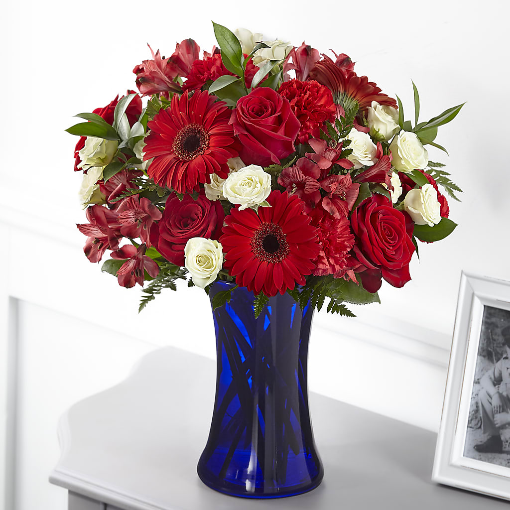 Hearts Embrace Bouquet – LARRY'S FLORIST, Cliffside Park NJ