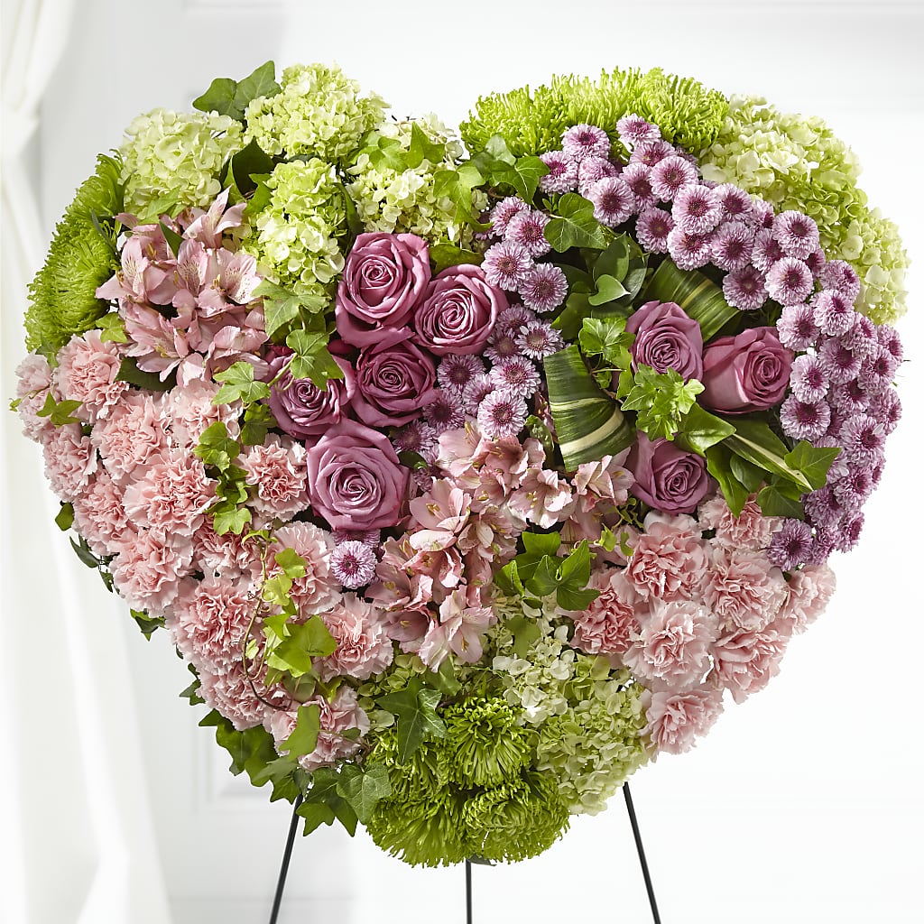 Heartwarming Standing Heart – LARRY'S FLORIST, Cliffside Park NJ