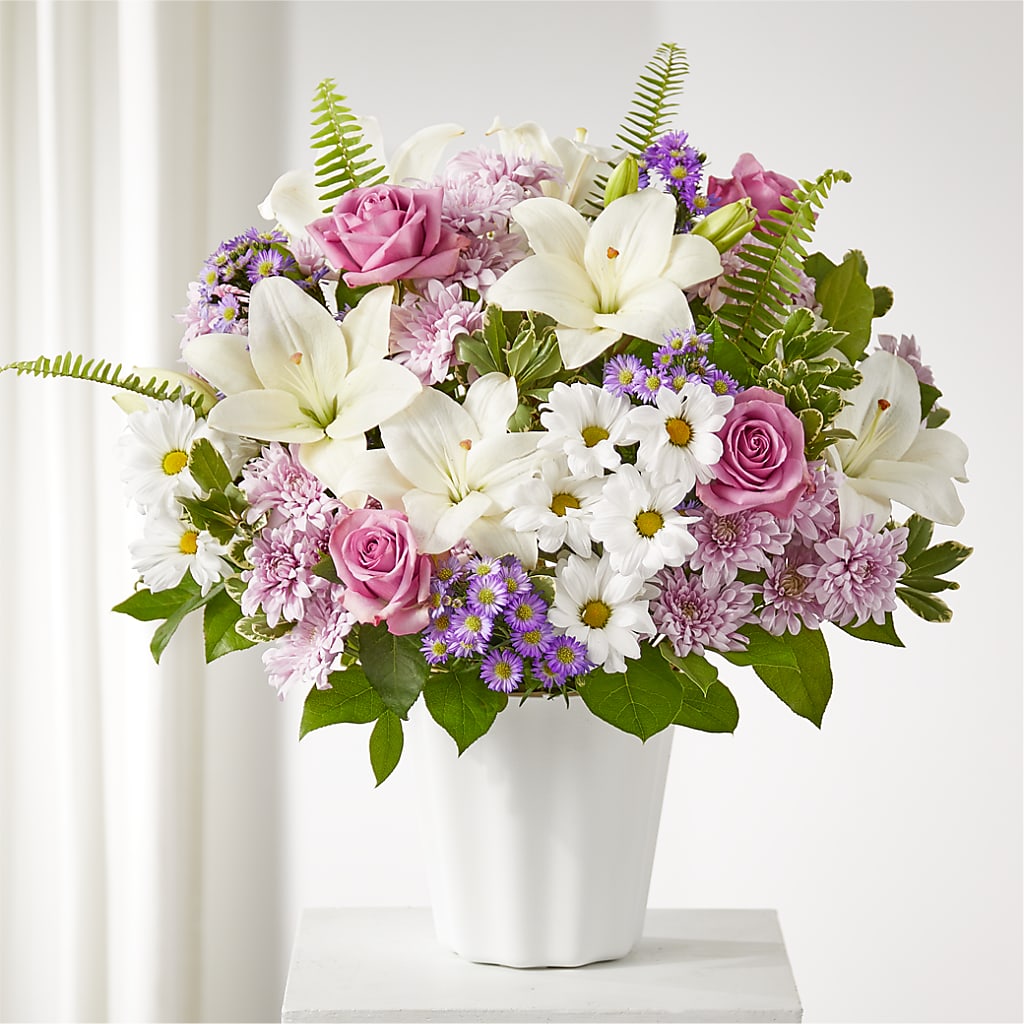 Warmest Thoughts Tabletop Basket – LARRY'S FLORIST, Cliffside Park NJ
