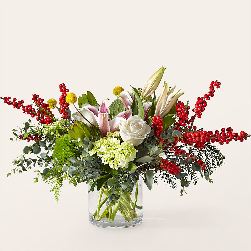 Berry & Bright Bouquet – LARRY'S FLORIST, Cliffside Park NJ