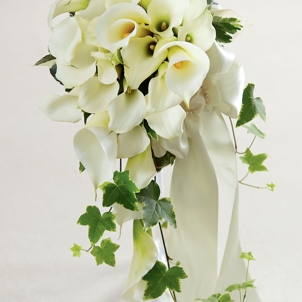 White Chapel Bouquet – LARRY'S FLORIST, Cliffside Park NJ