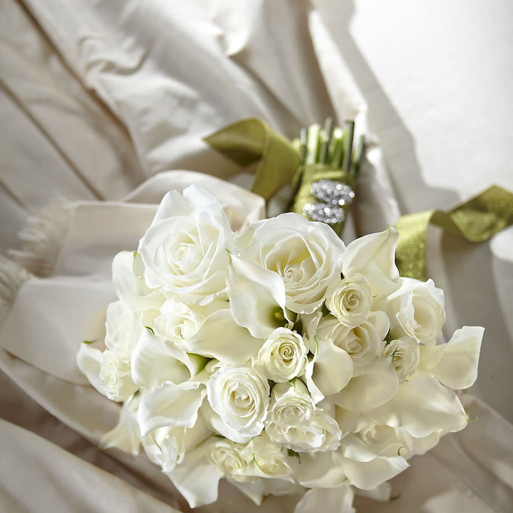 Serene Highness Bouquet – LARRY'S FLORIST, Cliffside Park NJ