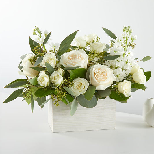 Fresh Linen Box Bouquet – LARRY'S FLORIST, Cliffside Park NJ