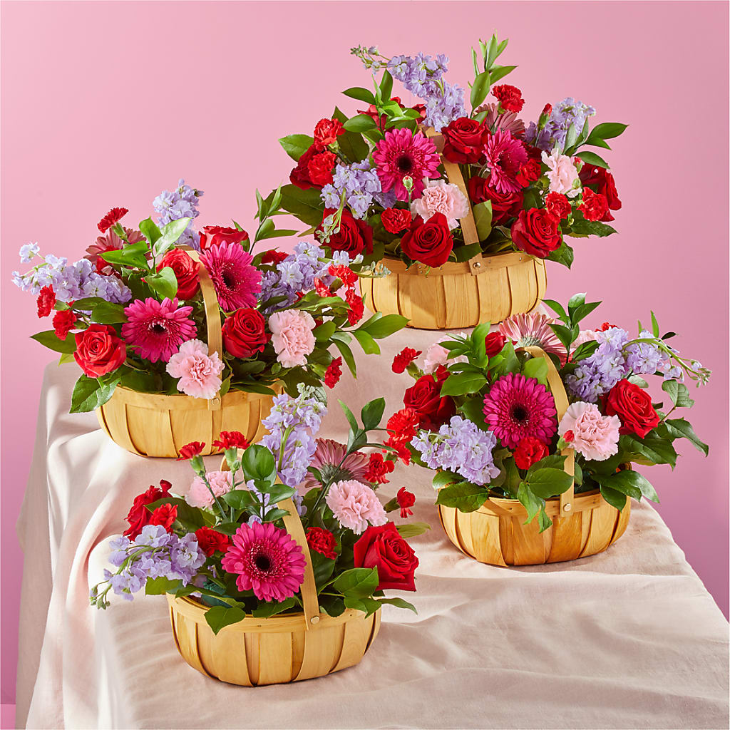 Pink Picnic Basket – LARRY'S FLORIST, Cliffside Park NJ