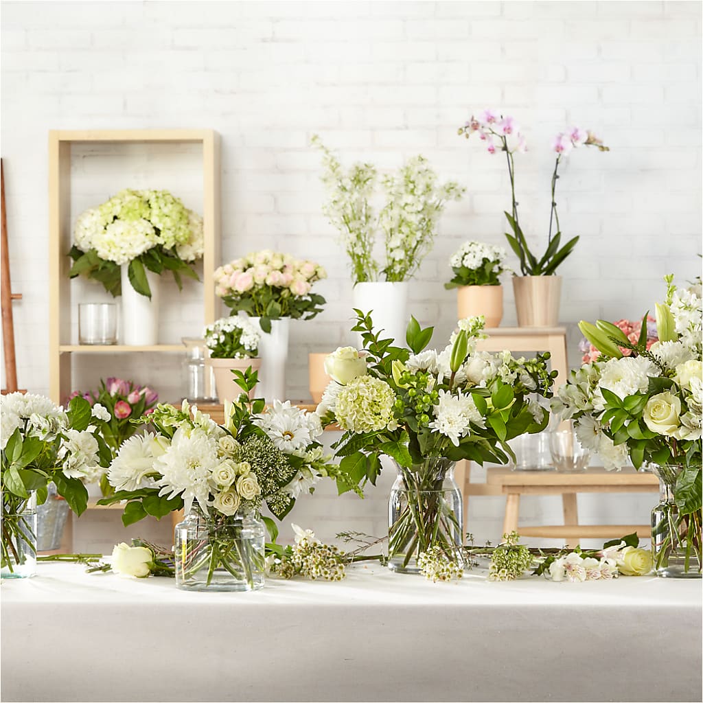 Classic Ivory – A Florist Original – LARRY'S FLORIST, Cliffside Park NJ
