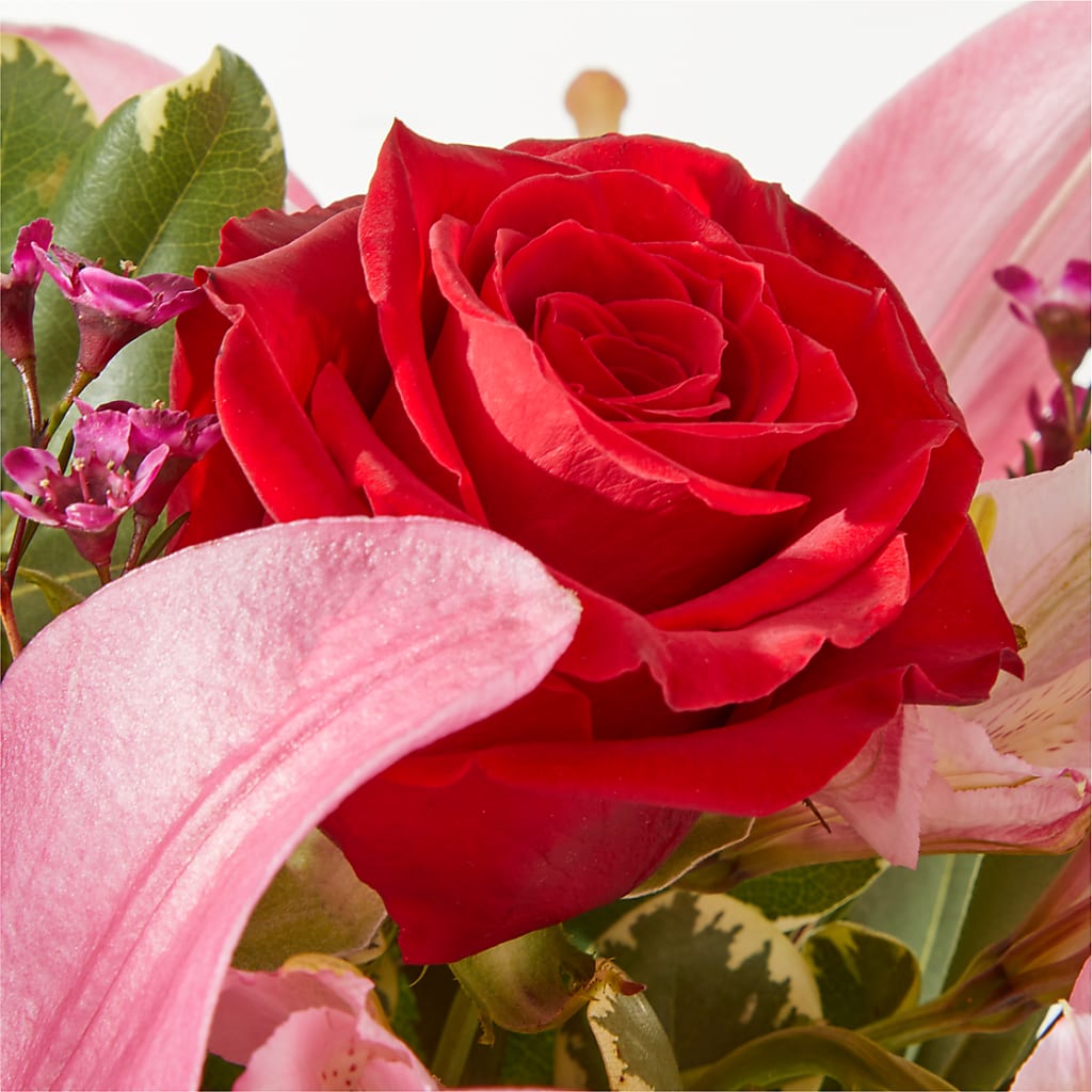 Lucky in Love Bouquet – LARRY'S FLORIST, Cliffside Park NJ