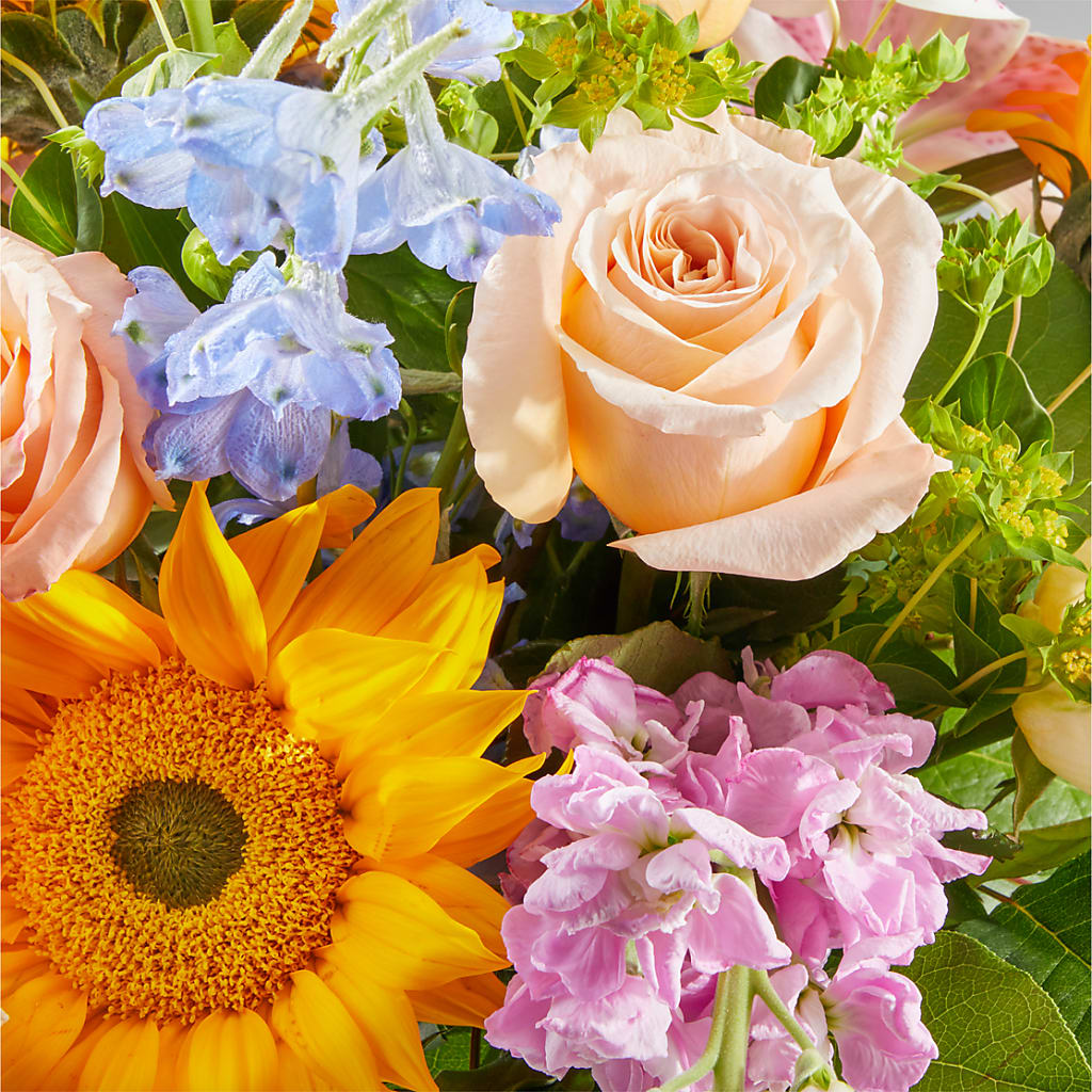 Dreamy Meadows Bouquet – LARRY'S FLORIST, Cliffside Park NJ
