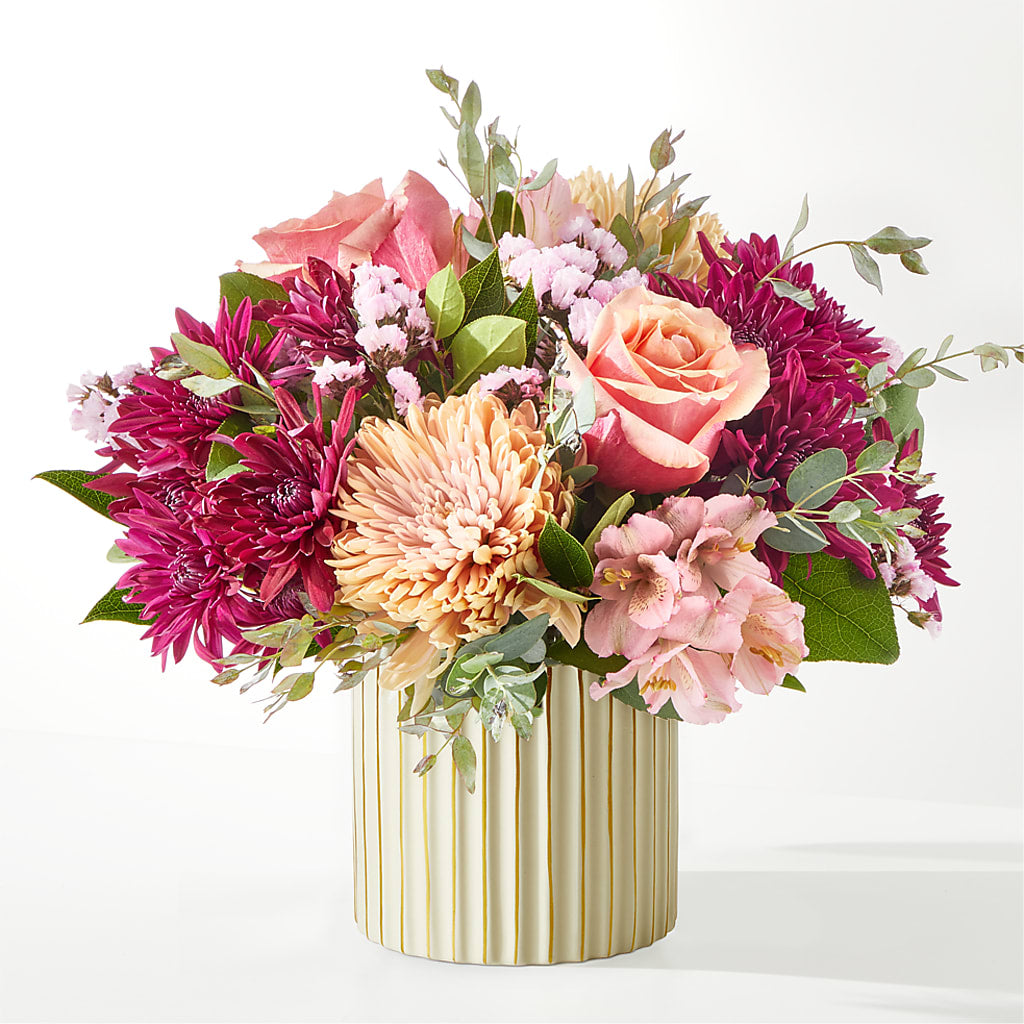 Berry Cobbler Bouquet with Ivory Vase – LARRY'S FLORIST, Cliffside Park NJ