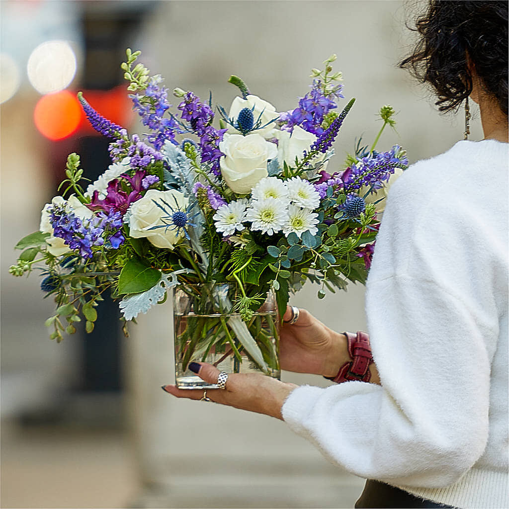 Shooting Star Bouquet – LARRY'S FLORIST, Cliffside Park NJ